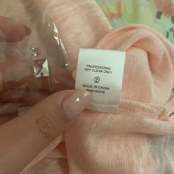 Top with Rhinestones - Picture 5 of 6